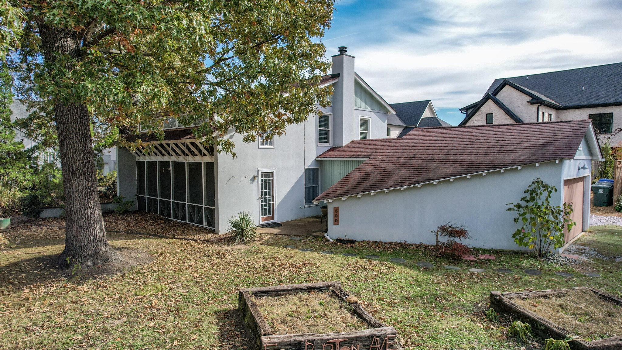 500 Barton Avenue