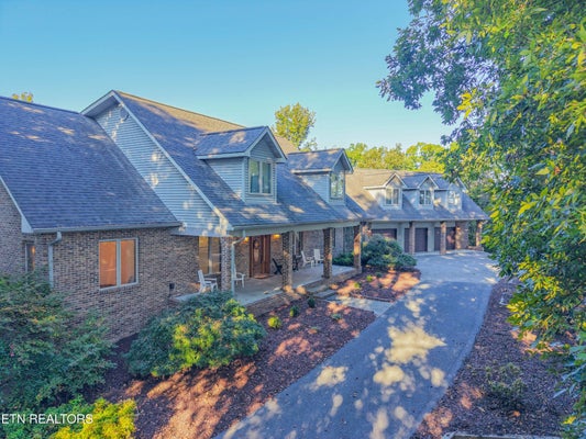 306 TEAGUE LN, SEVIERVILLE, TN 37862 - Image e3ff73ef3a26410f2ca43056a83c8bf4/2775499883