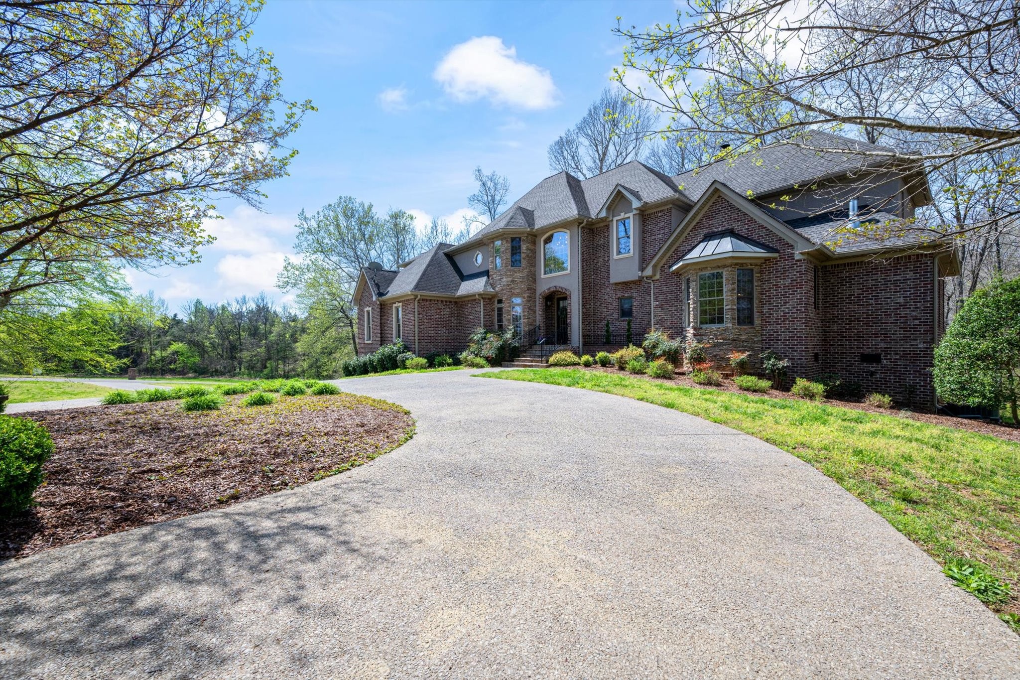 1050 Moonlit Meadow Ln