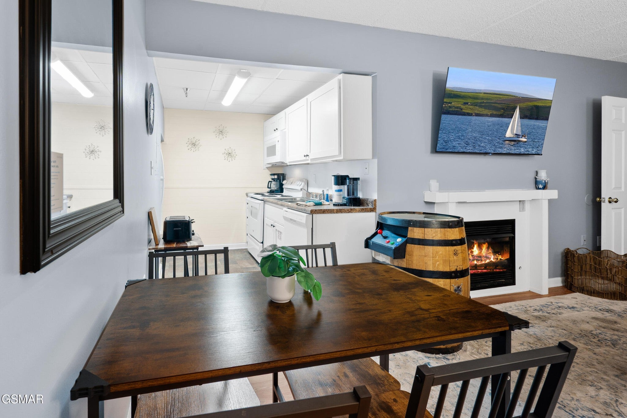 413 Baskins Creek Road 501