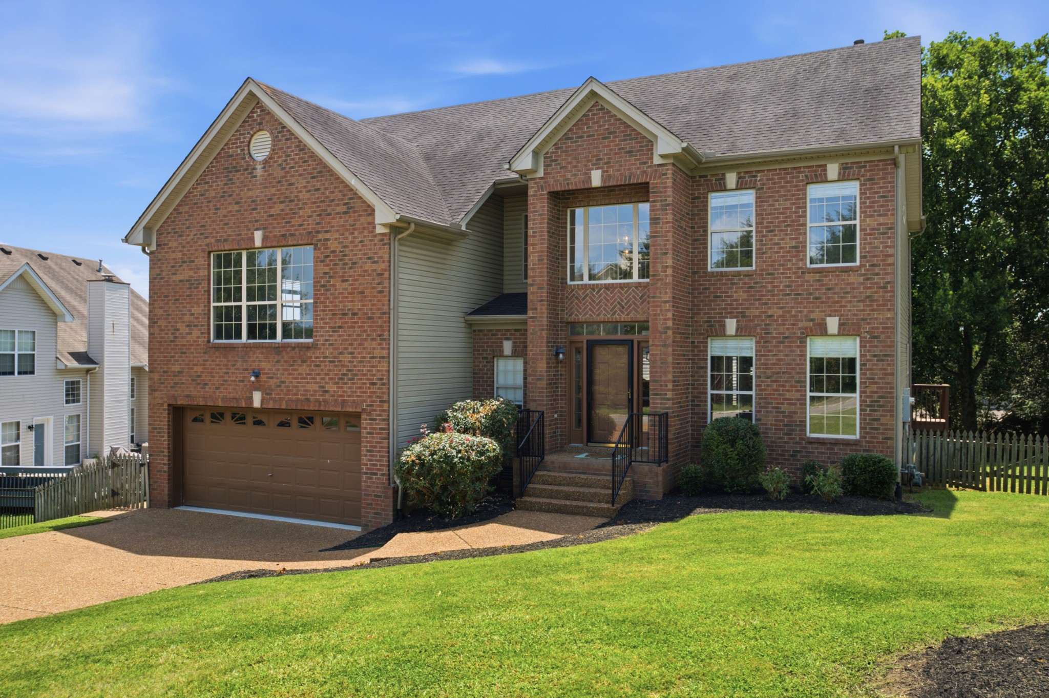 106 Paige Park Ln