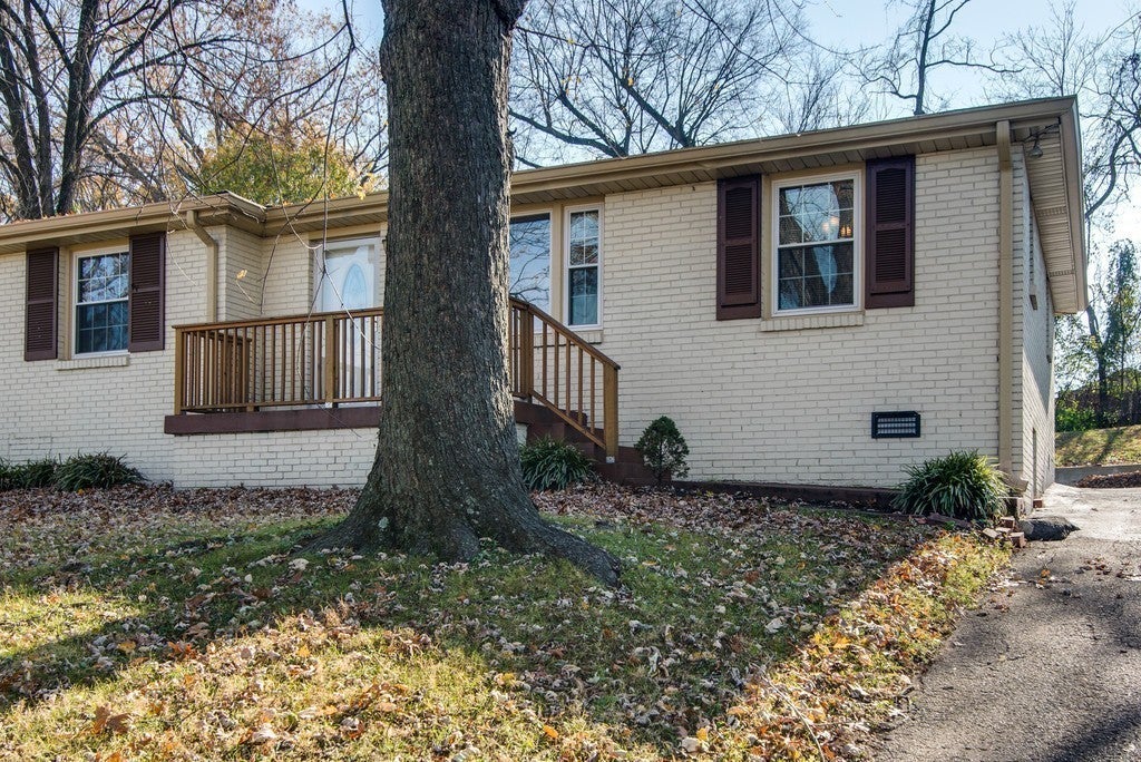 4.0-bed rental at 126 Tallwood Dr