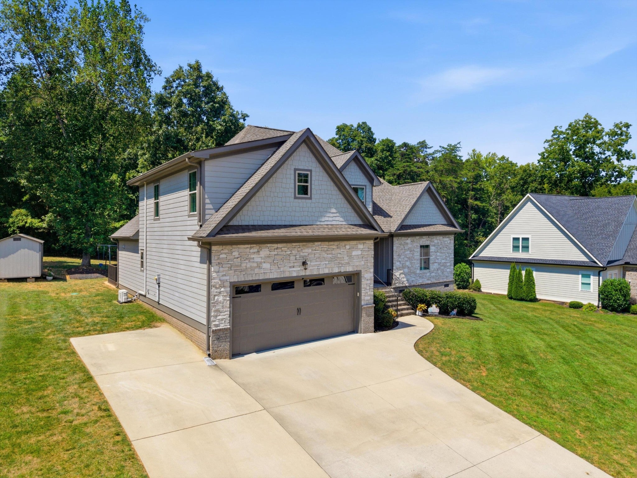 122 Opal Trail NW