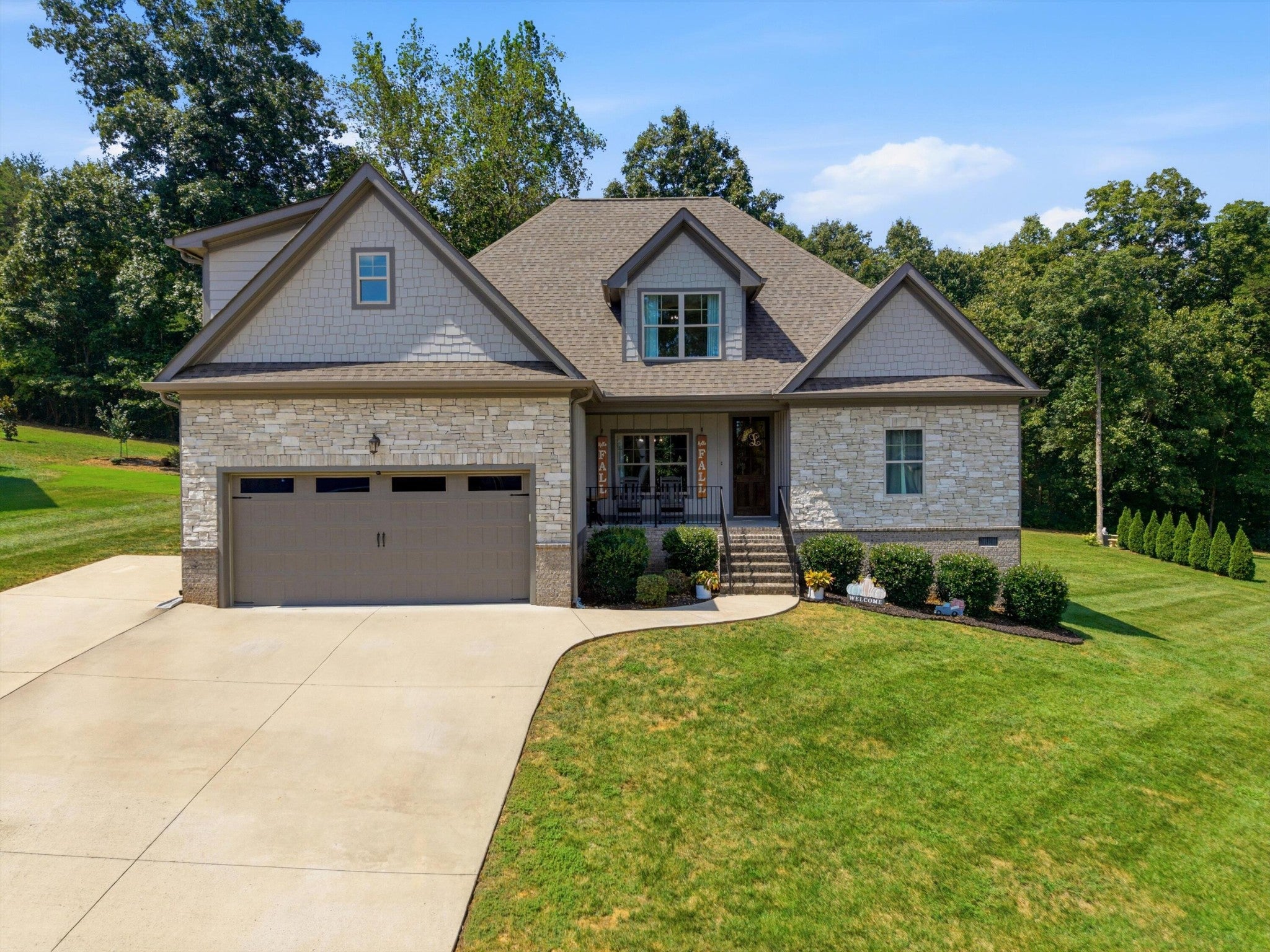 122 Opal Trail NW