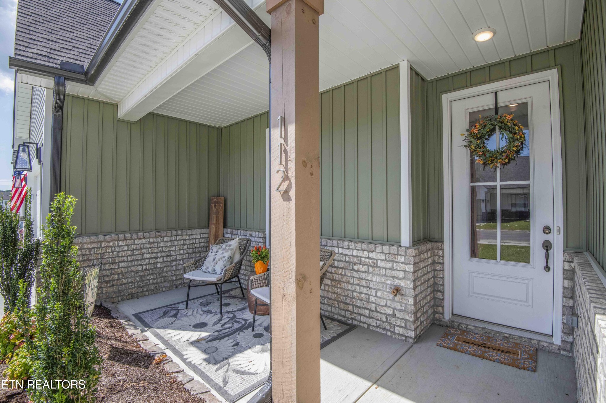 112 Elise Way
