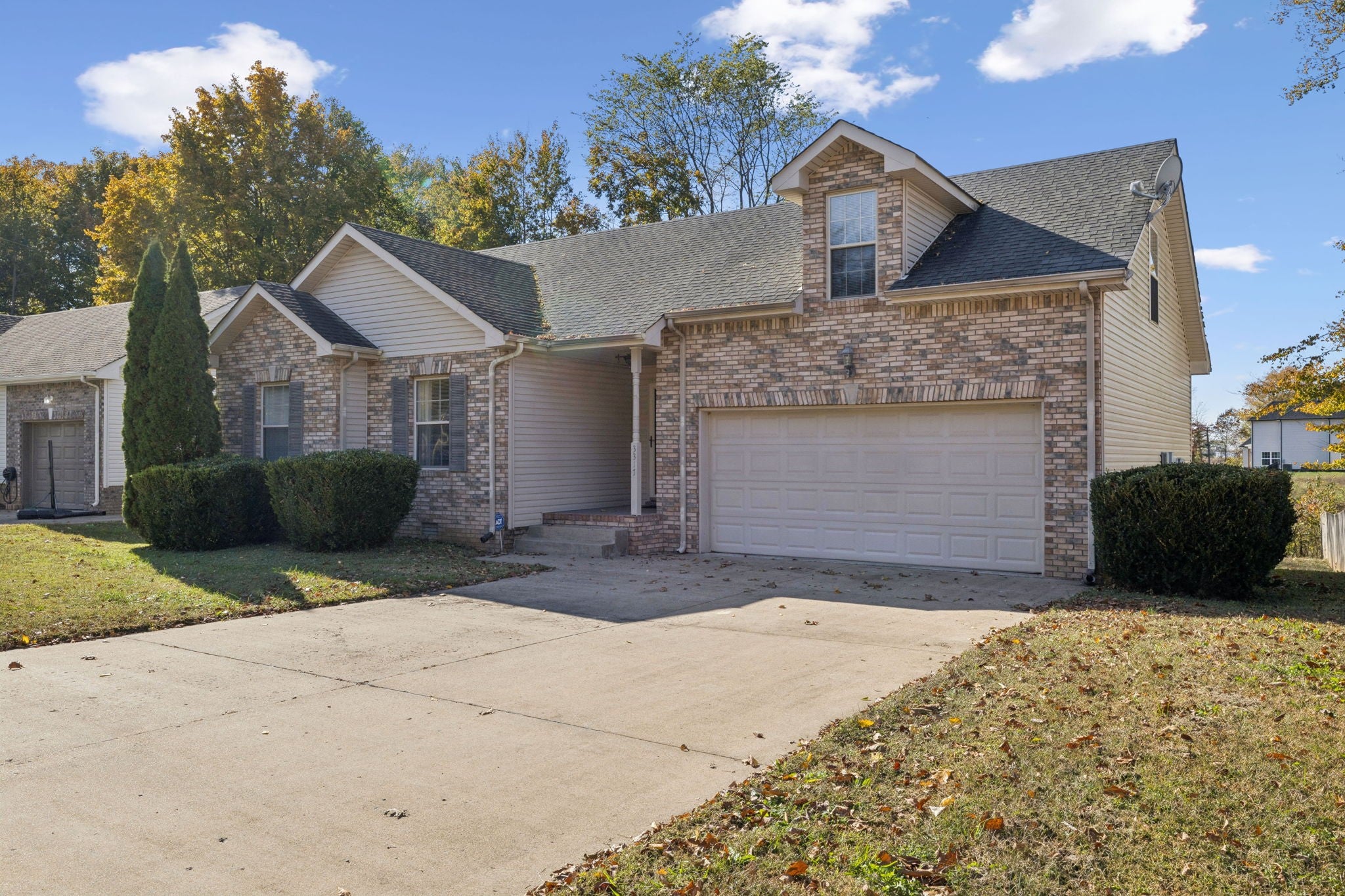 3317 S Senseney Cir