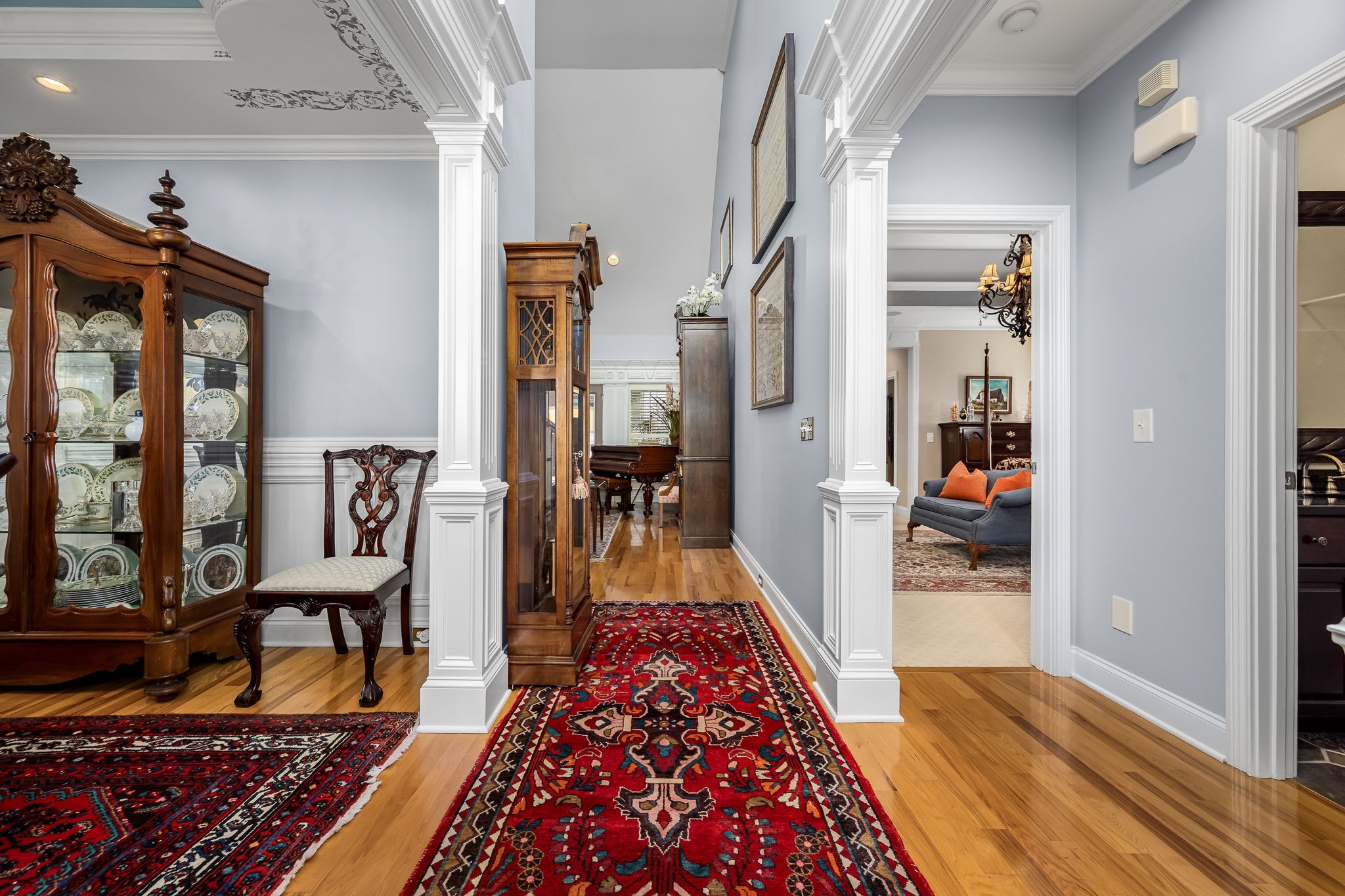 2722 Crowne Pointe Dr