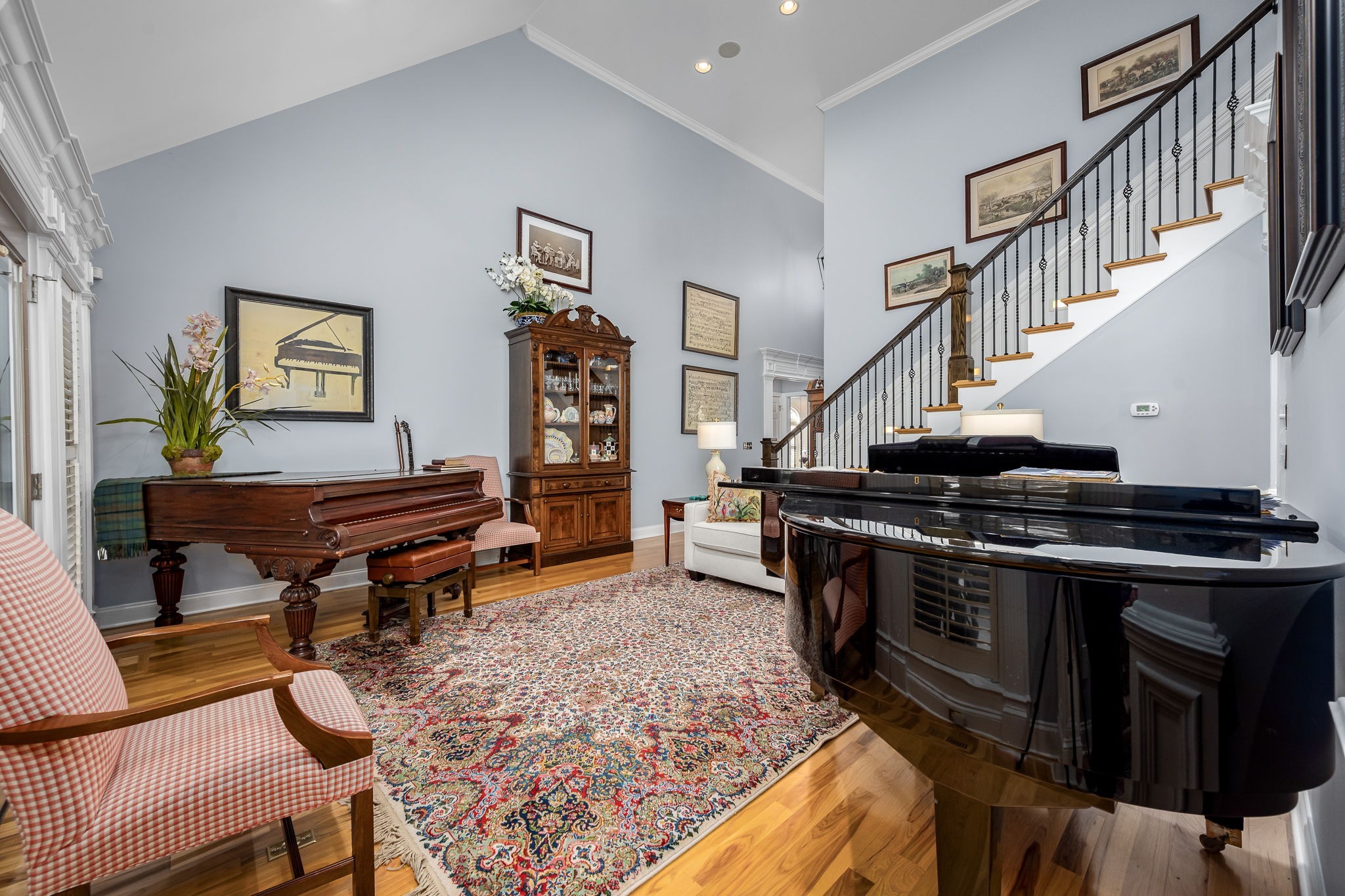 2722 Crowne Pointe Dr