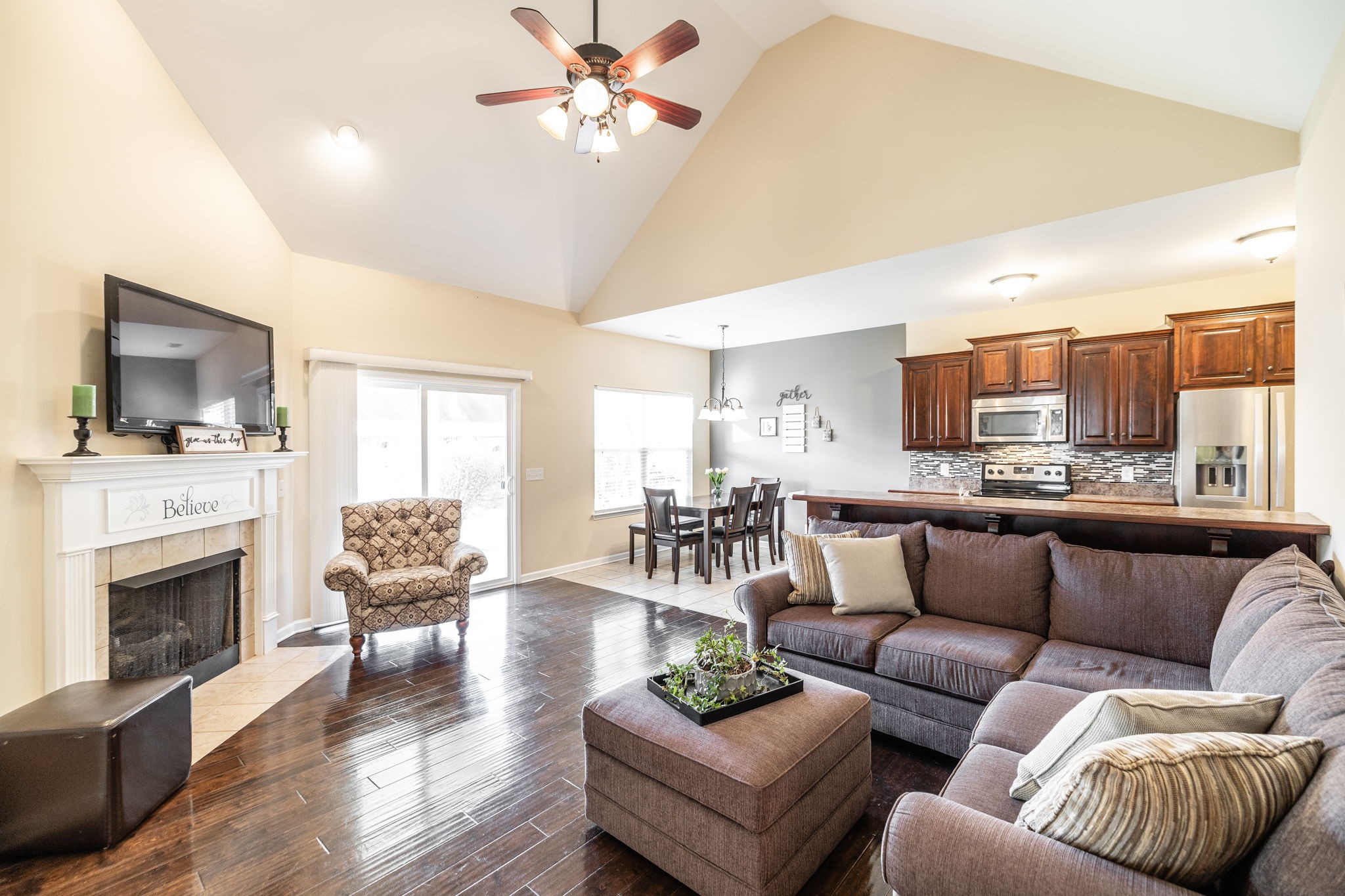 610 Indian Ridge Cir