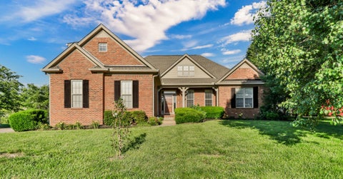 Photo of 217 Gray Hawk Trl, Clarksville, TN 37043 (MLS # 3232399)