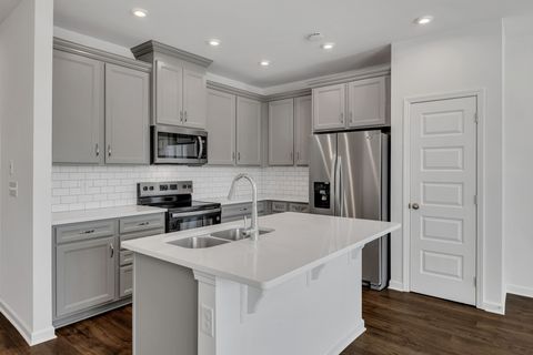 5063 Dayflower Drive Hermitage TN 37076