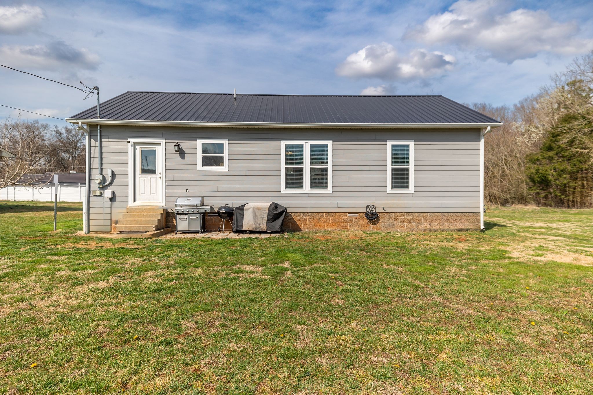 Lawrenceburg, Tennessee 38464, United States, 3 Bedrooms Bedrooms, ,2 BathroomsBathrooms,Residential,Active,136733