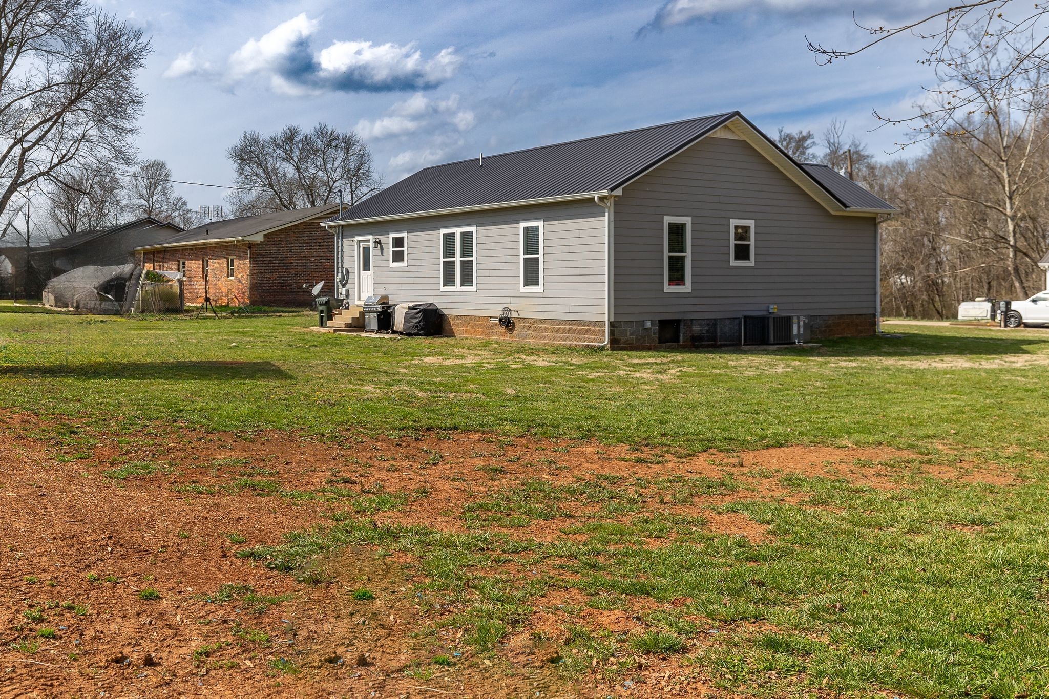 Lawrenceburg, Tennessee 38464, United States, 3 Bedrooms Bedrooms, ,2 BathroomsBathrooms,Residential,Active,136733