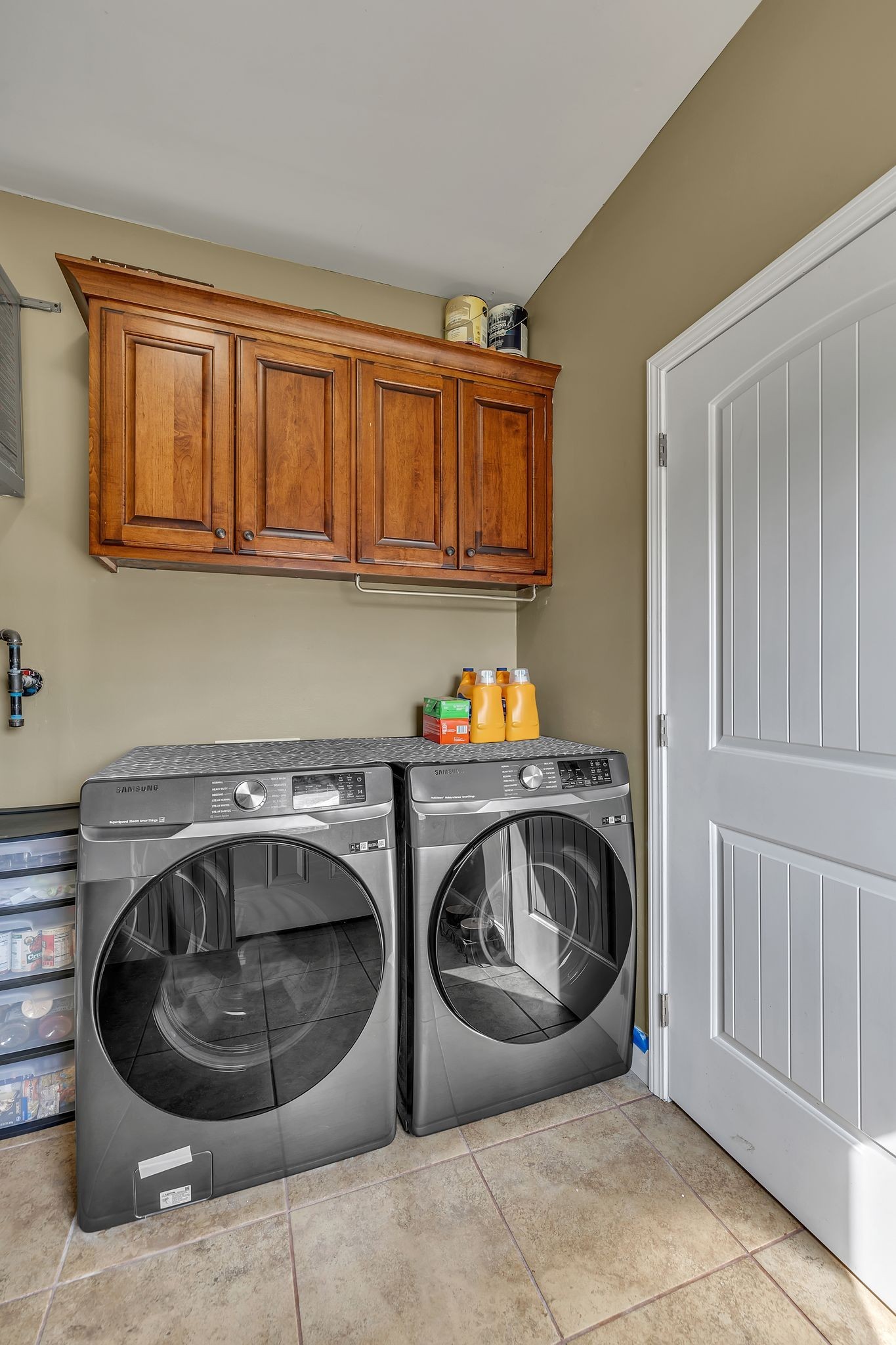 Lawrenceburg, Tennessee 38464, United States, 3 Bedrooms Bedrooms, ,2 BathroomsBathrooms,Residential,Active,136733