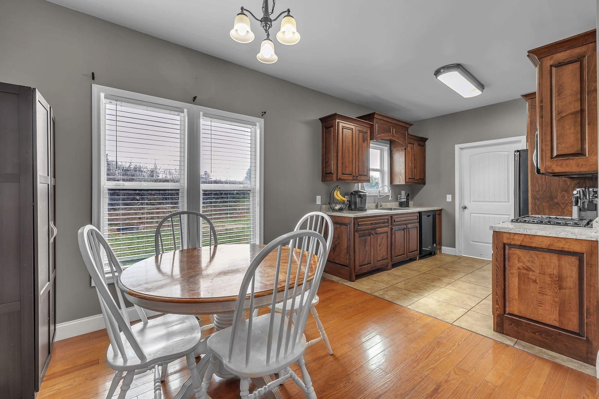 Lawrenceburg, Tennessee 38464, United States, 3 Bedrooms Bedrooms, ,2 BathroomsBathrooms,Residential,Active,136733