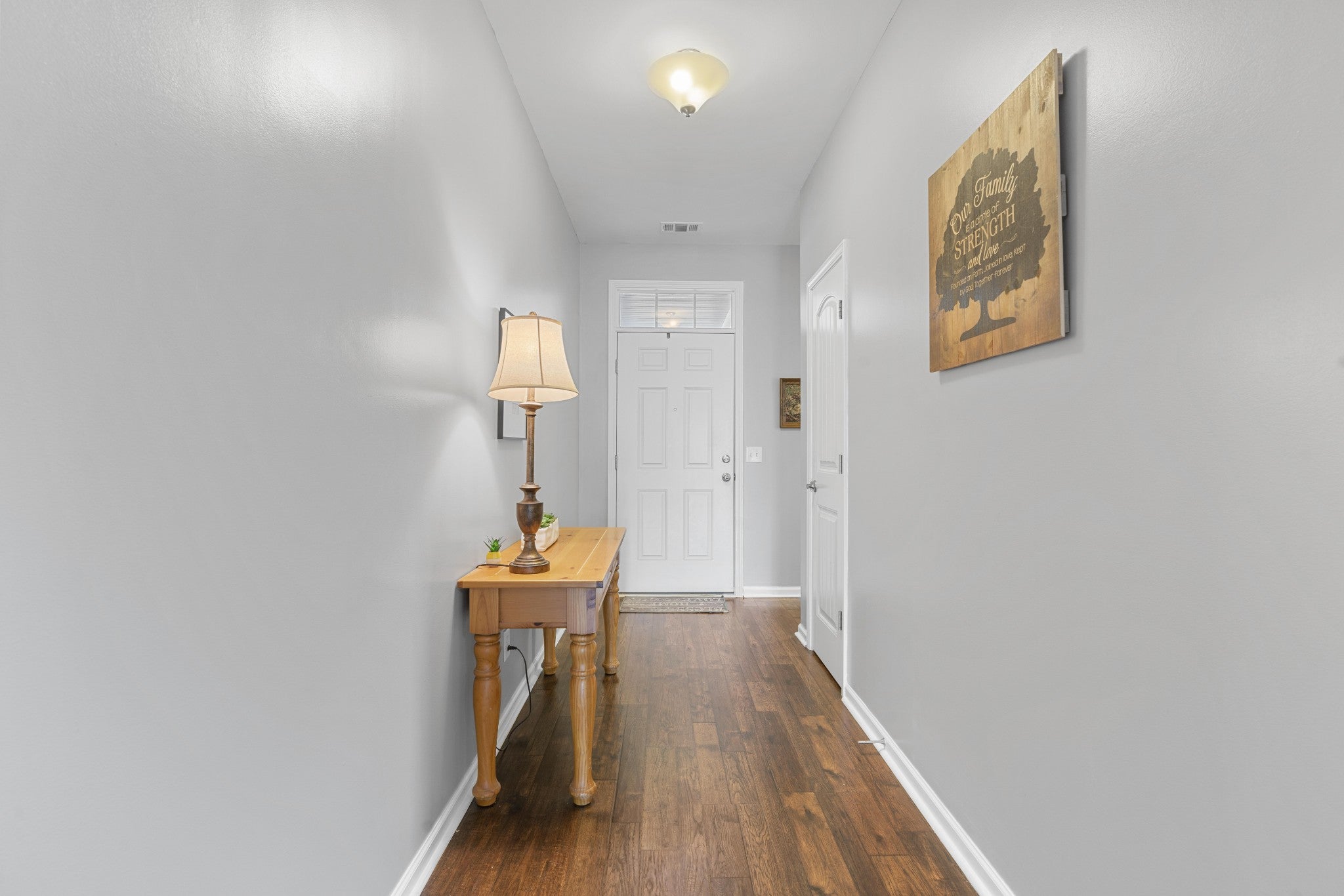513 Larkin Ct