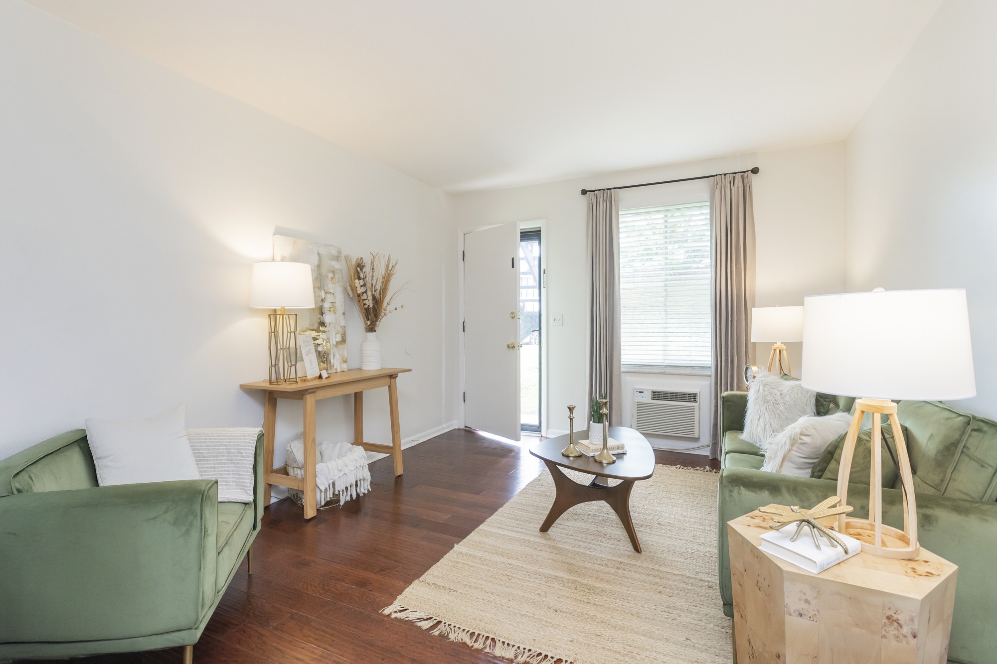 2601 Hillsboro Pike D5