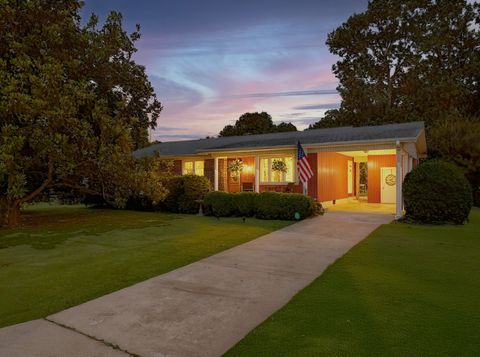 917 2nd Ave Fayetteville TN 37334