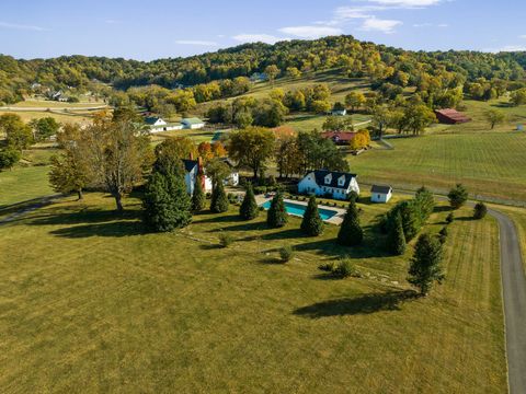 2133 Allisona Rd Eagleville TN 37060