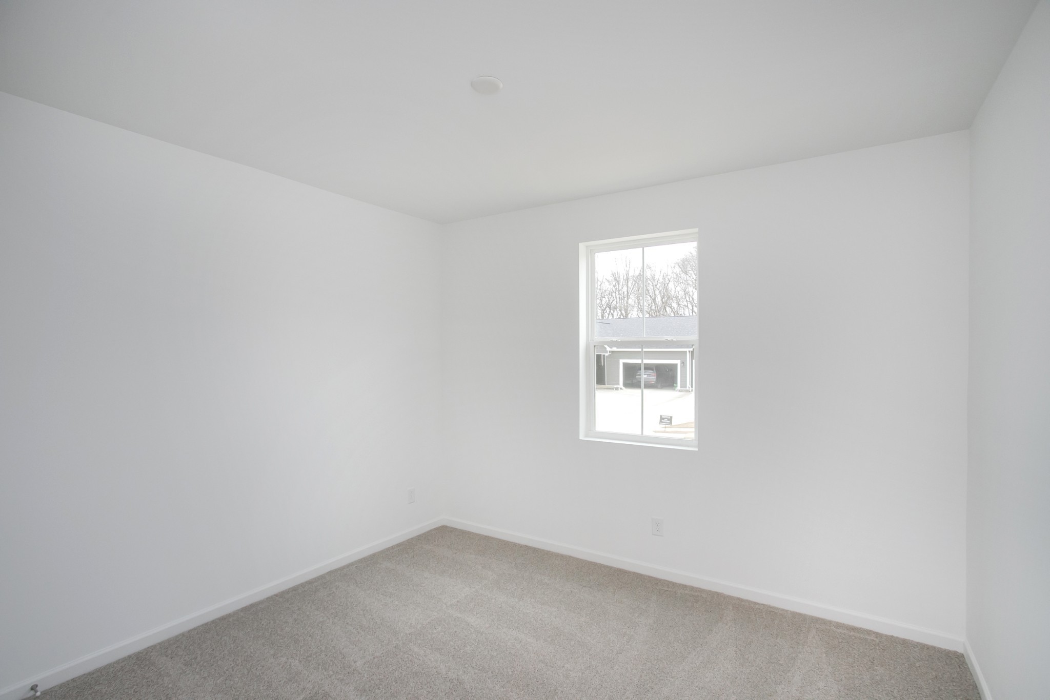 3027 Fernwood Lane