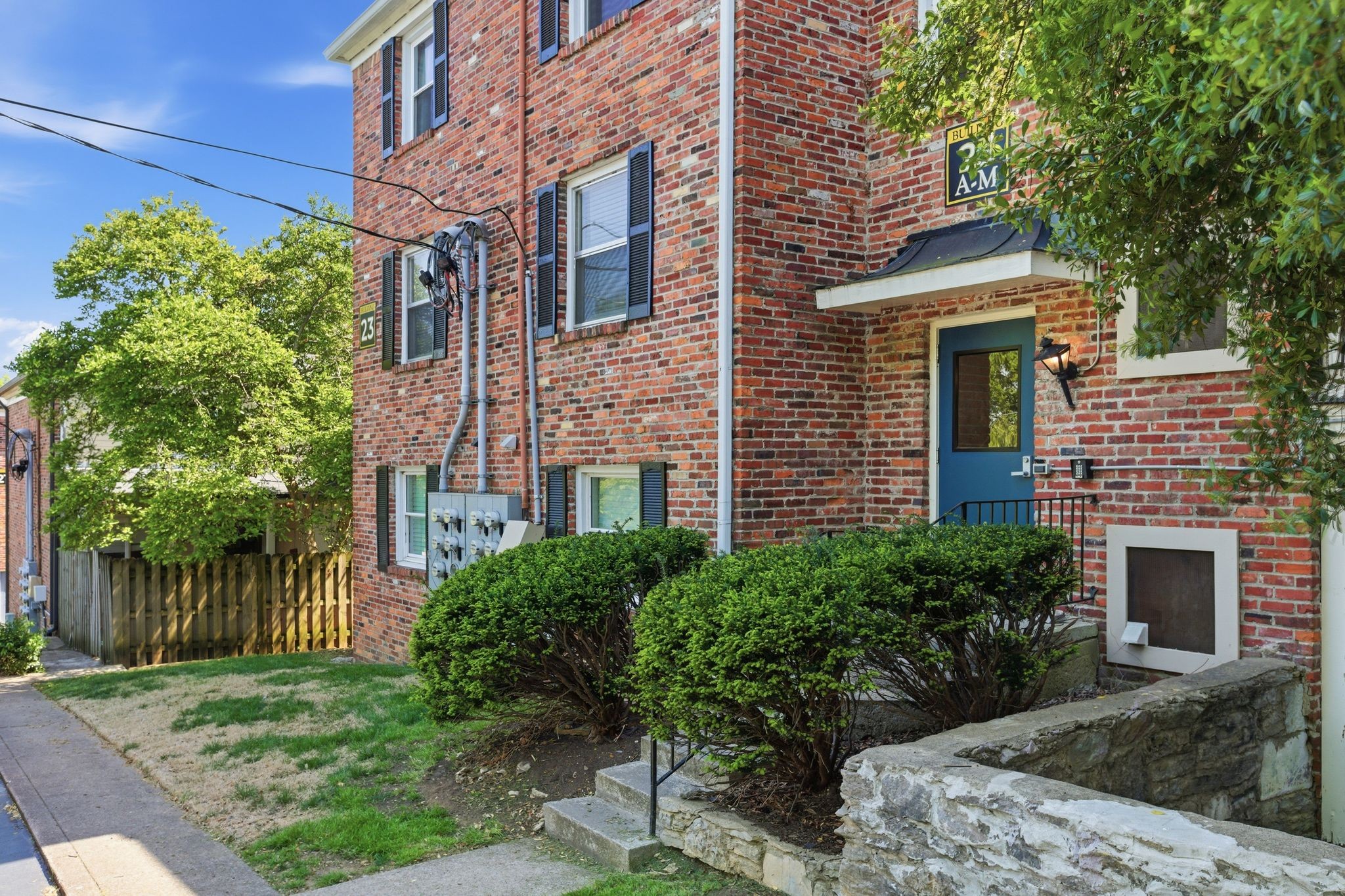 5025 Hillsboro Pike 23A