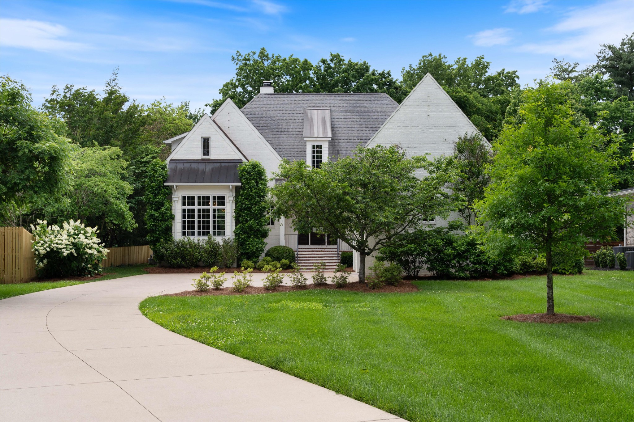 4413 Granny White Pike