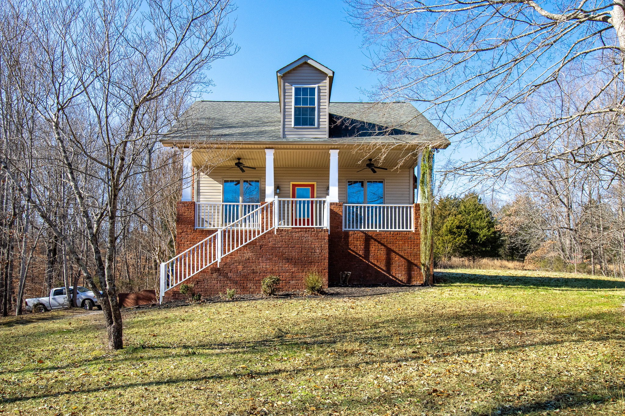 2294 Daniels Rd