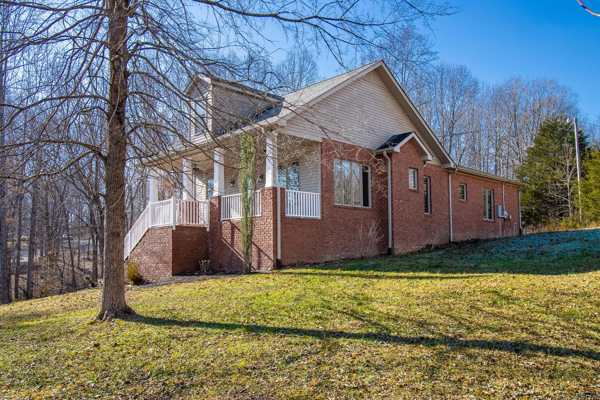 2294 Daniels Rd