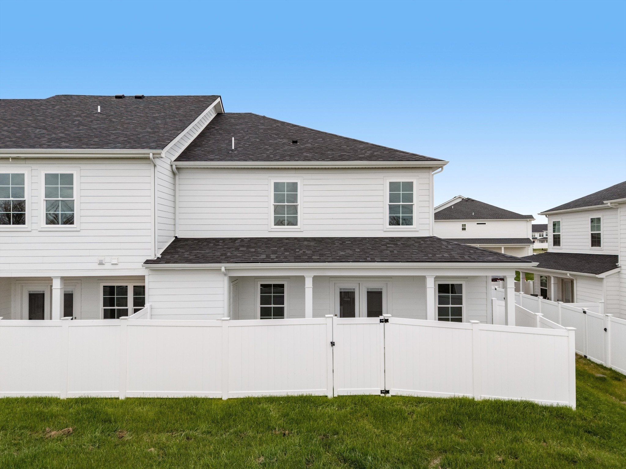 4325 Calusa Dr