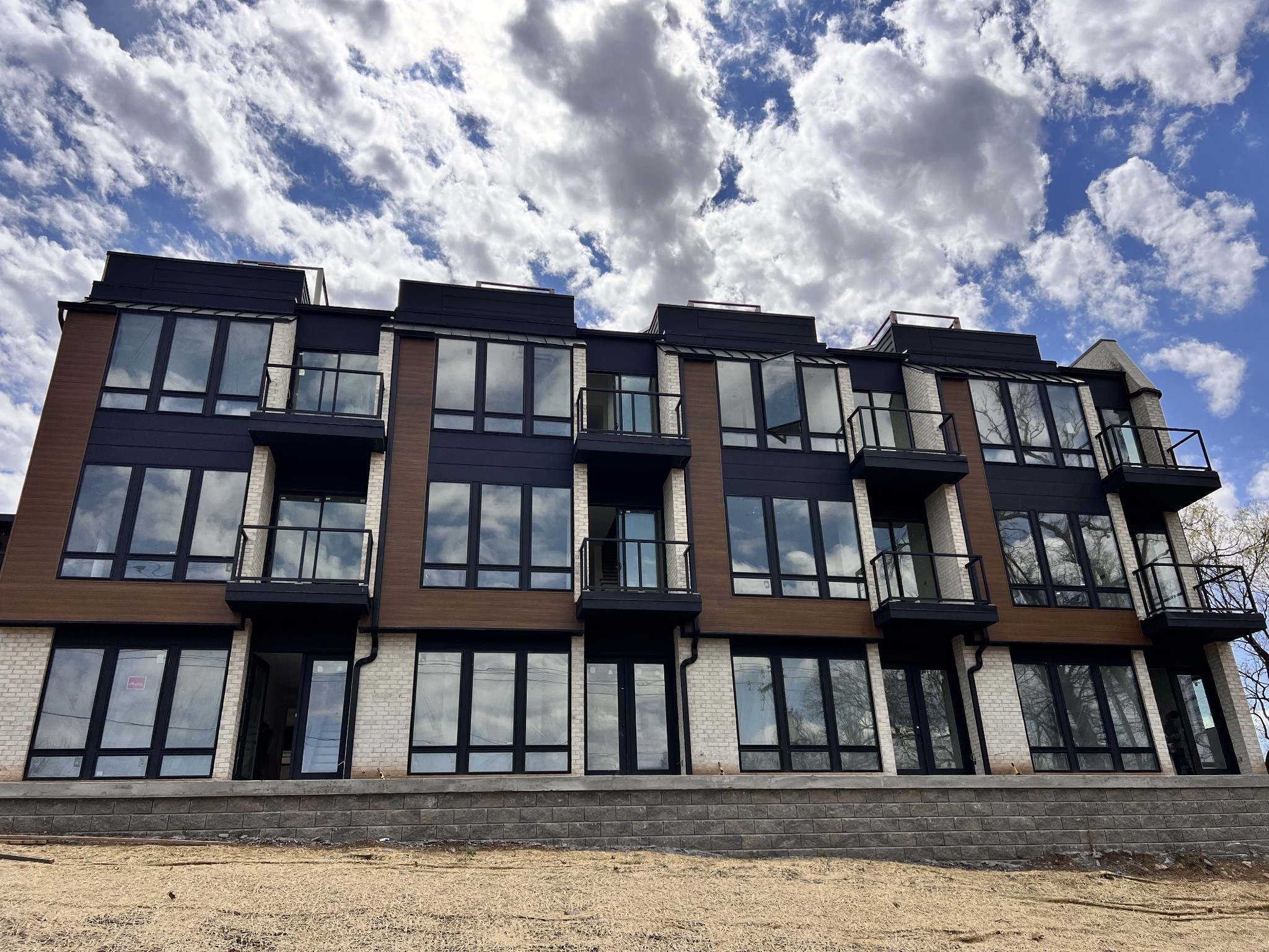 106 Grizzard Ave 3
