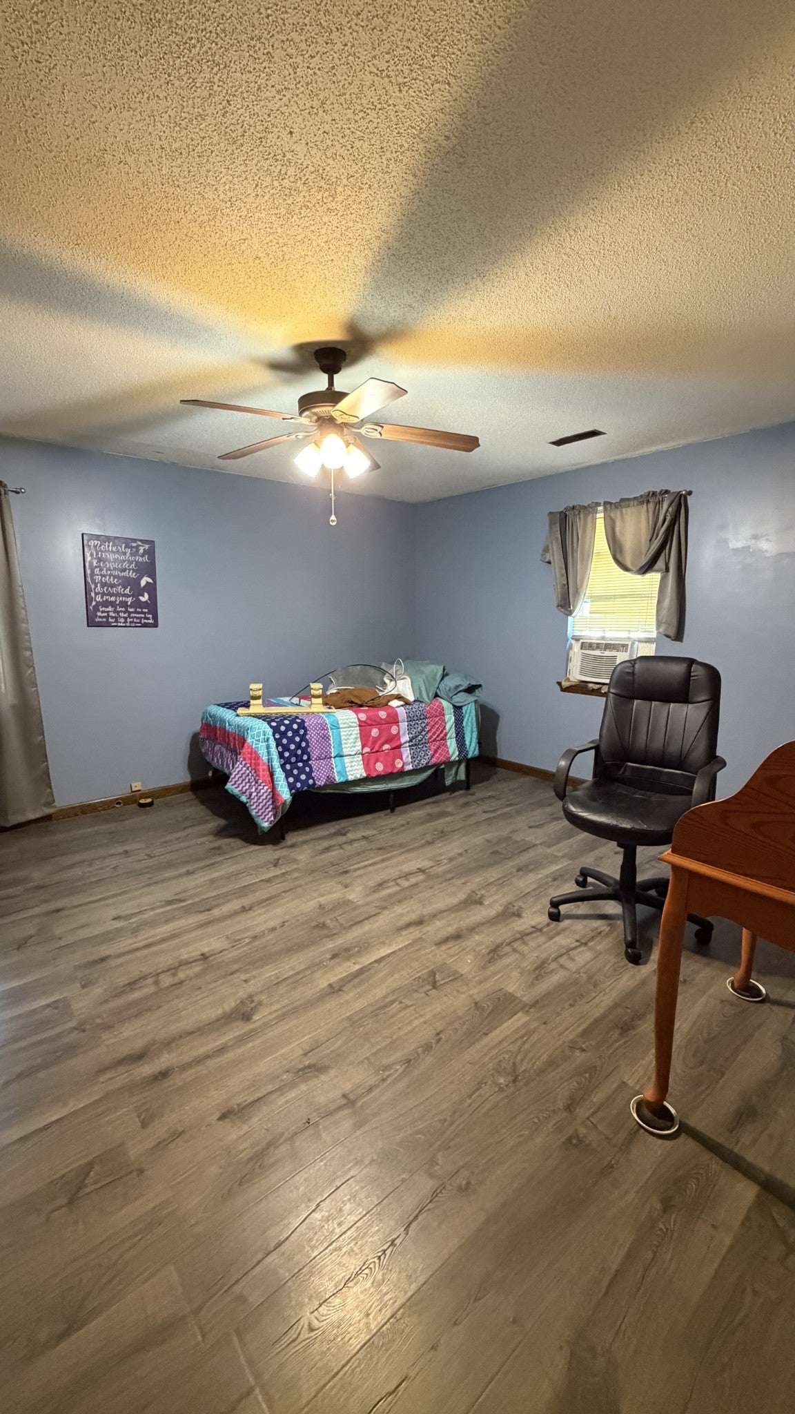 933 Weakley Creek Rd