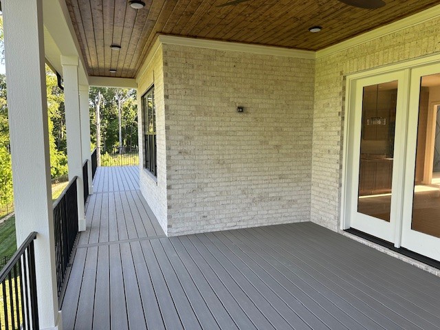 342 Raintree Dr