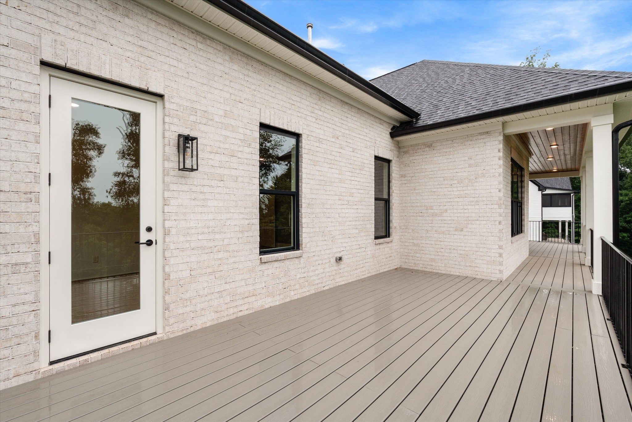 Hendersonville, Tennessee, 37075, United States, 5 Bedrooms Bedrooms, ,4 BathroomsBathrooms,Residential,Active,2037521