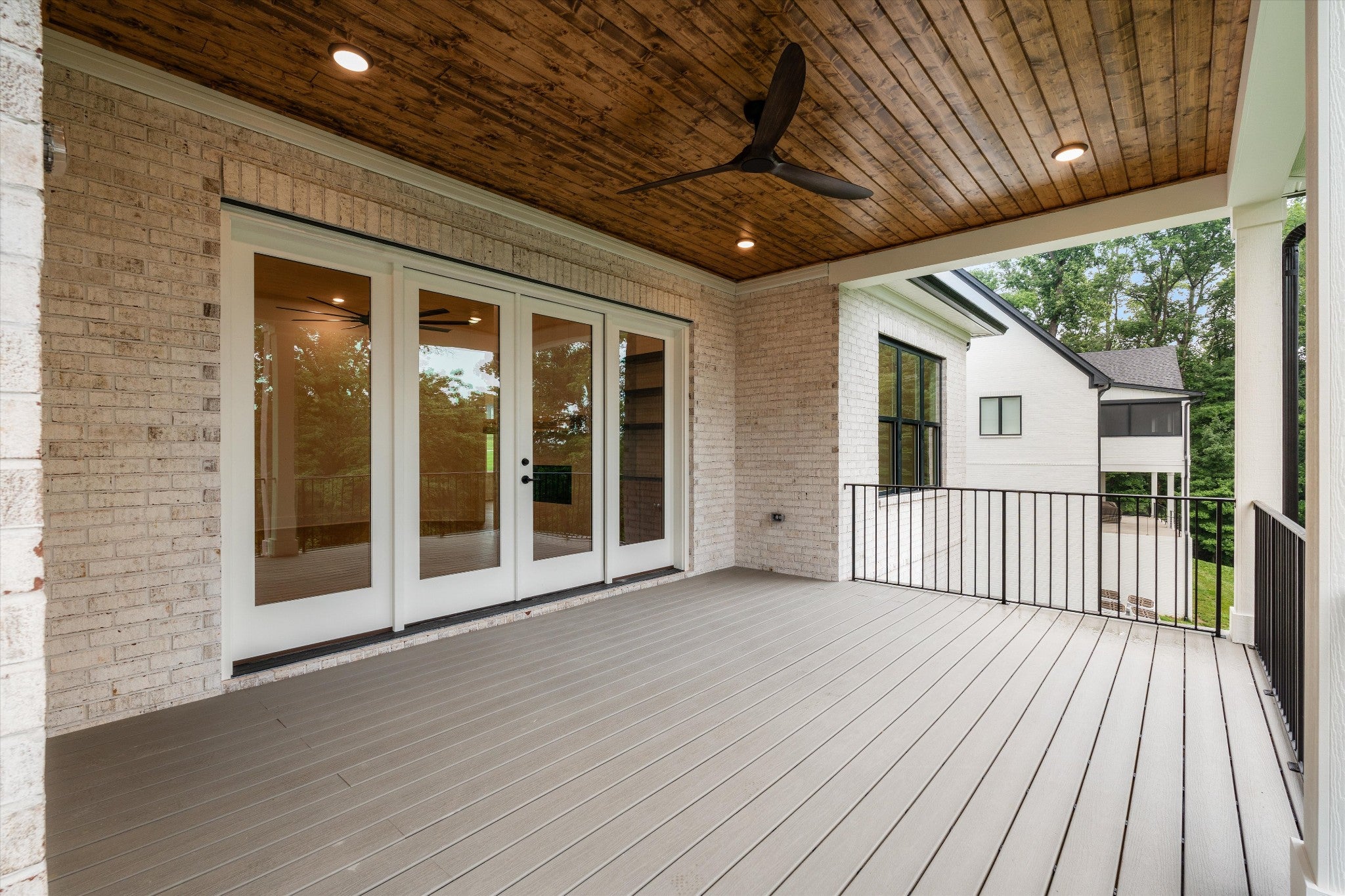 Hendersonville, Tennessee, 37075, United States, 5 Bedrooms Bedrooms, ,4 BathroomsBathrooms,Residential,Active,2037521