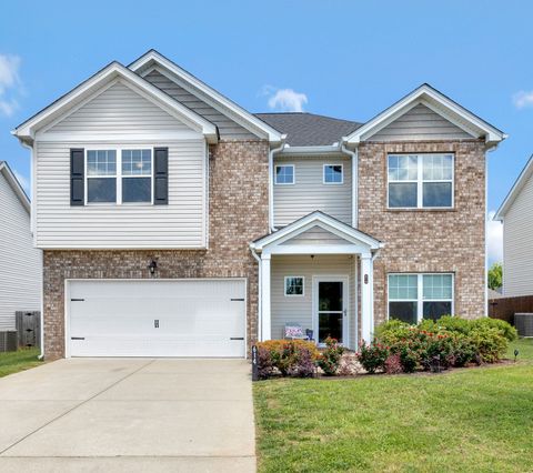 614 Whirlaway Dr, Burns, TN 37029 - MLS#: 2867122