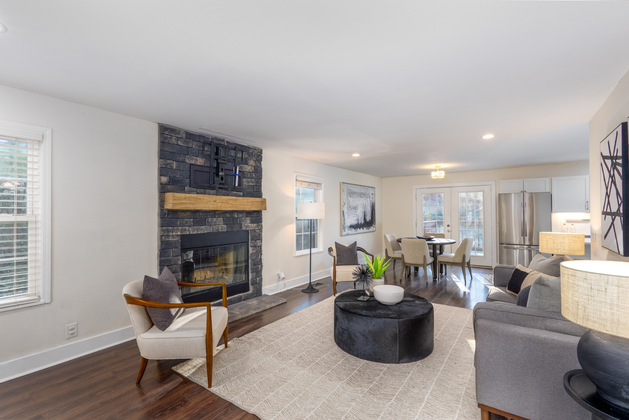 108 Rolling River Ct