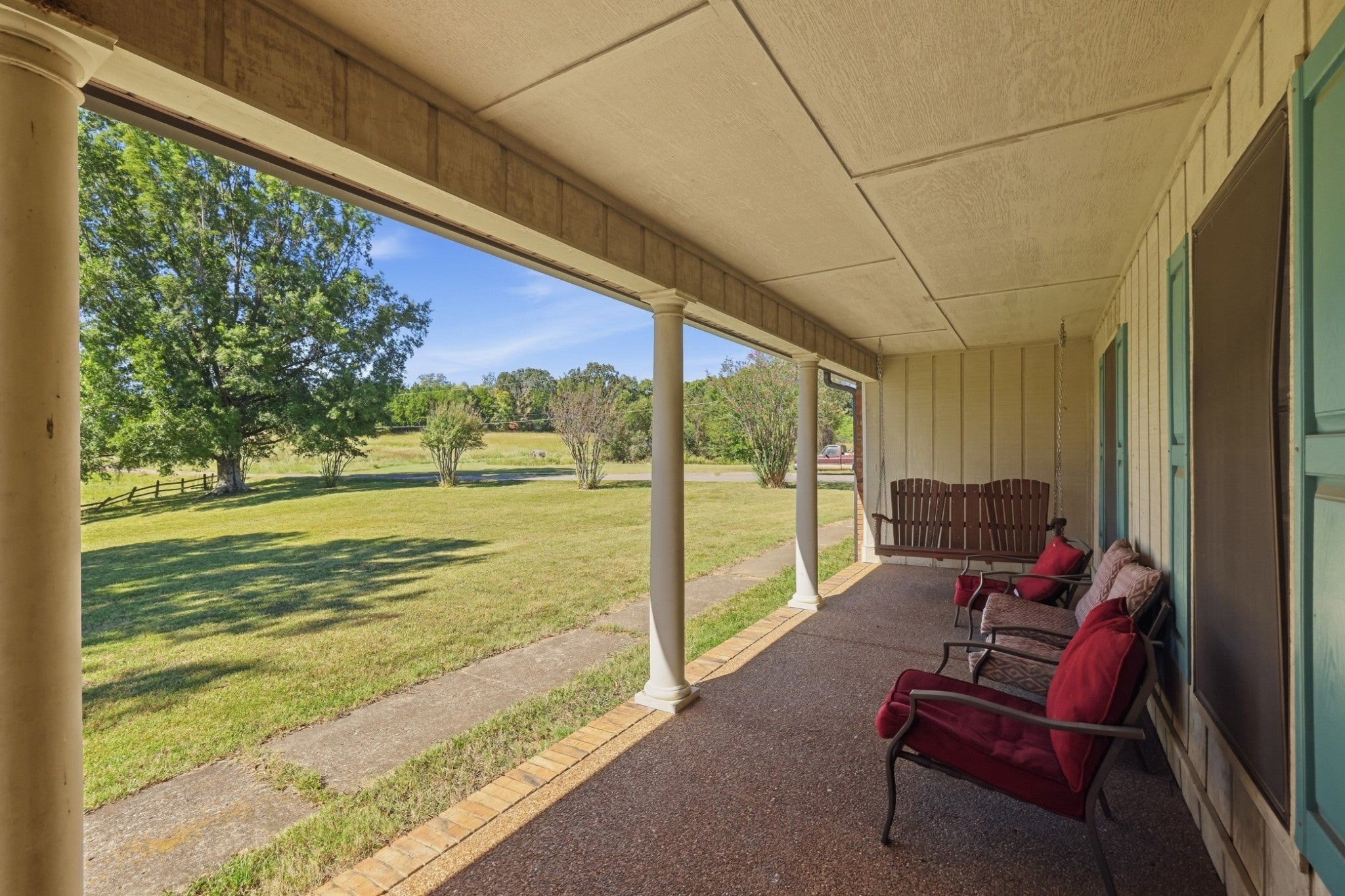 1857 Old McKenzie Hwy