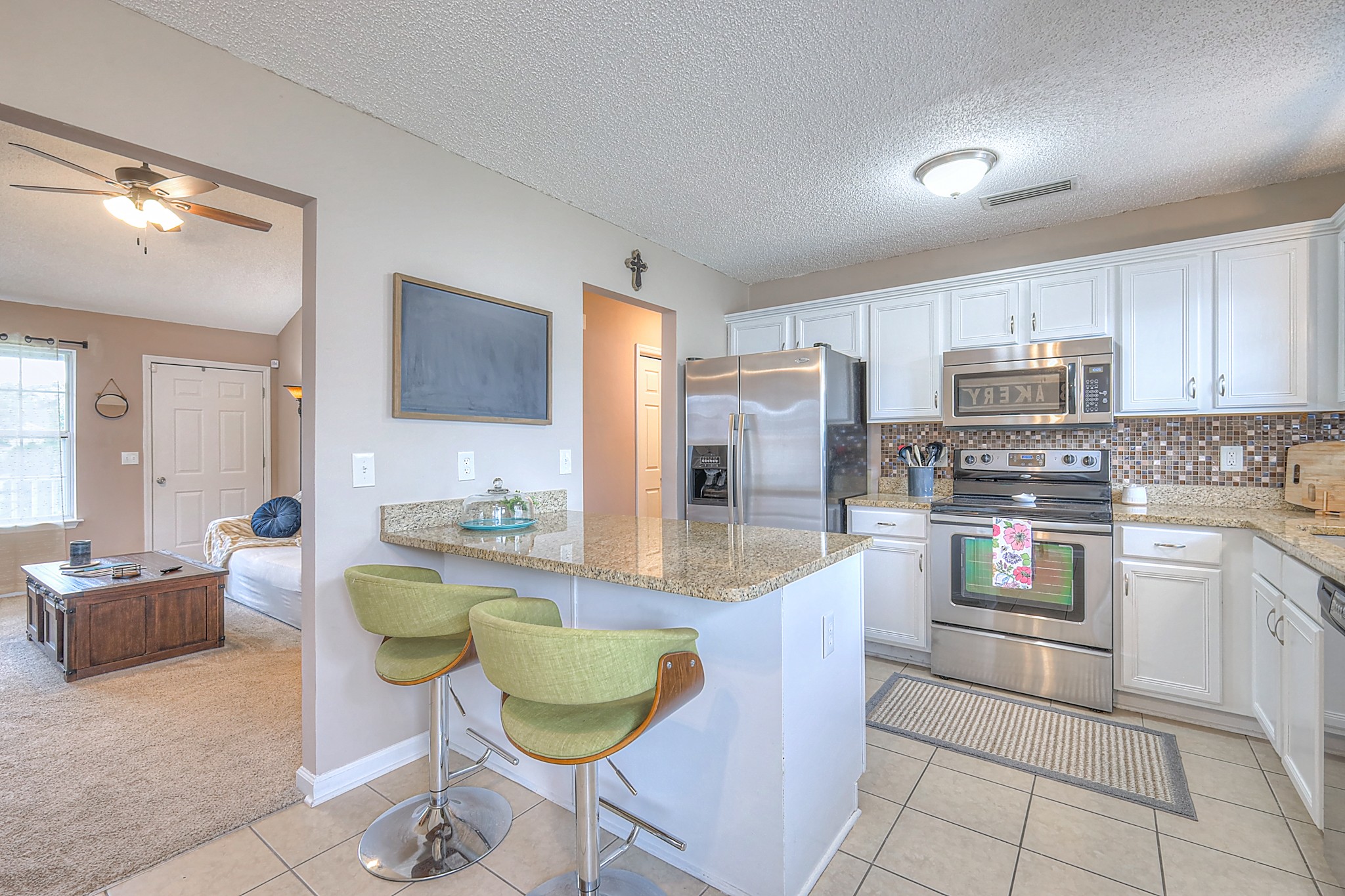 421 Randall Ln