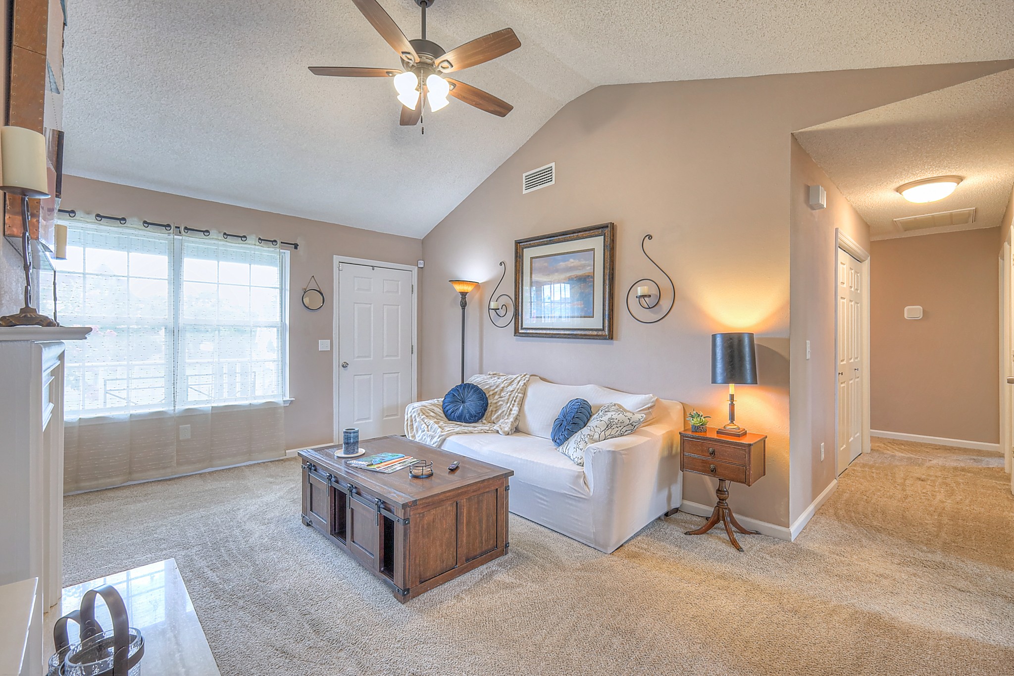 421 Randall Ln