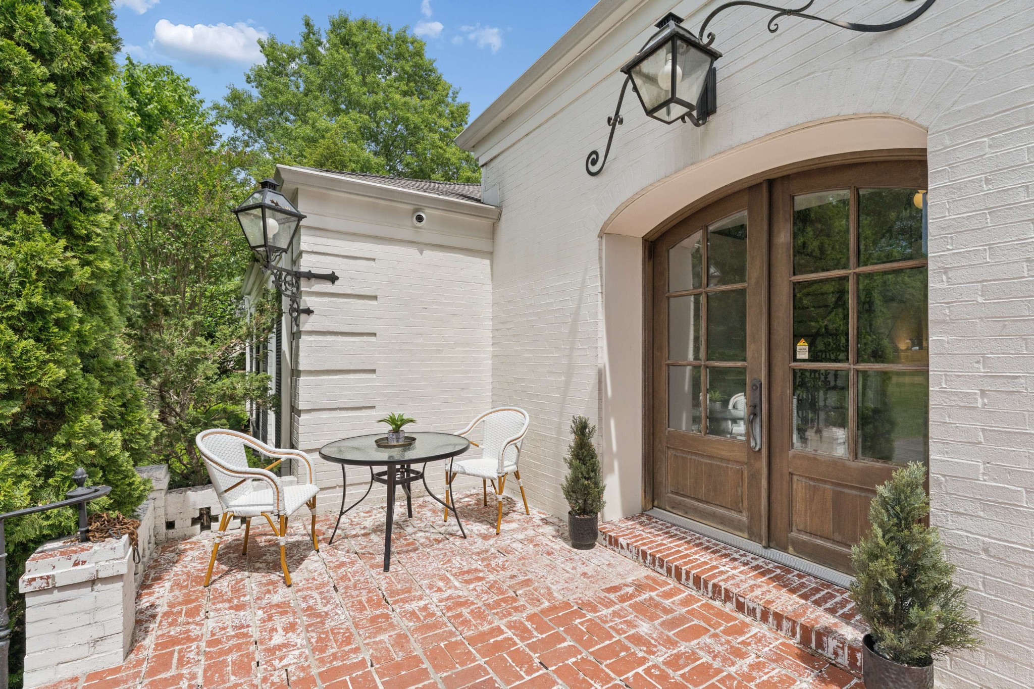 6238 Hillsboro Pike