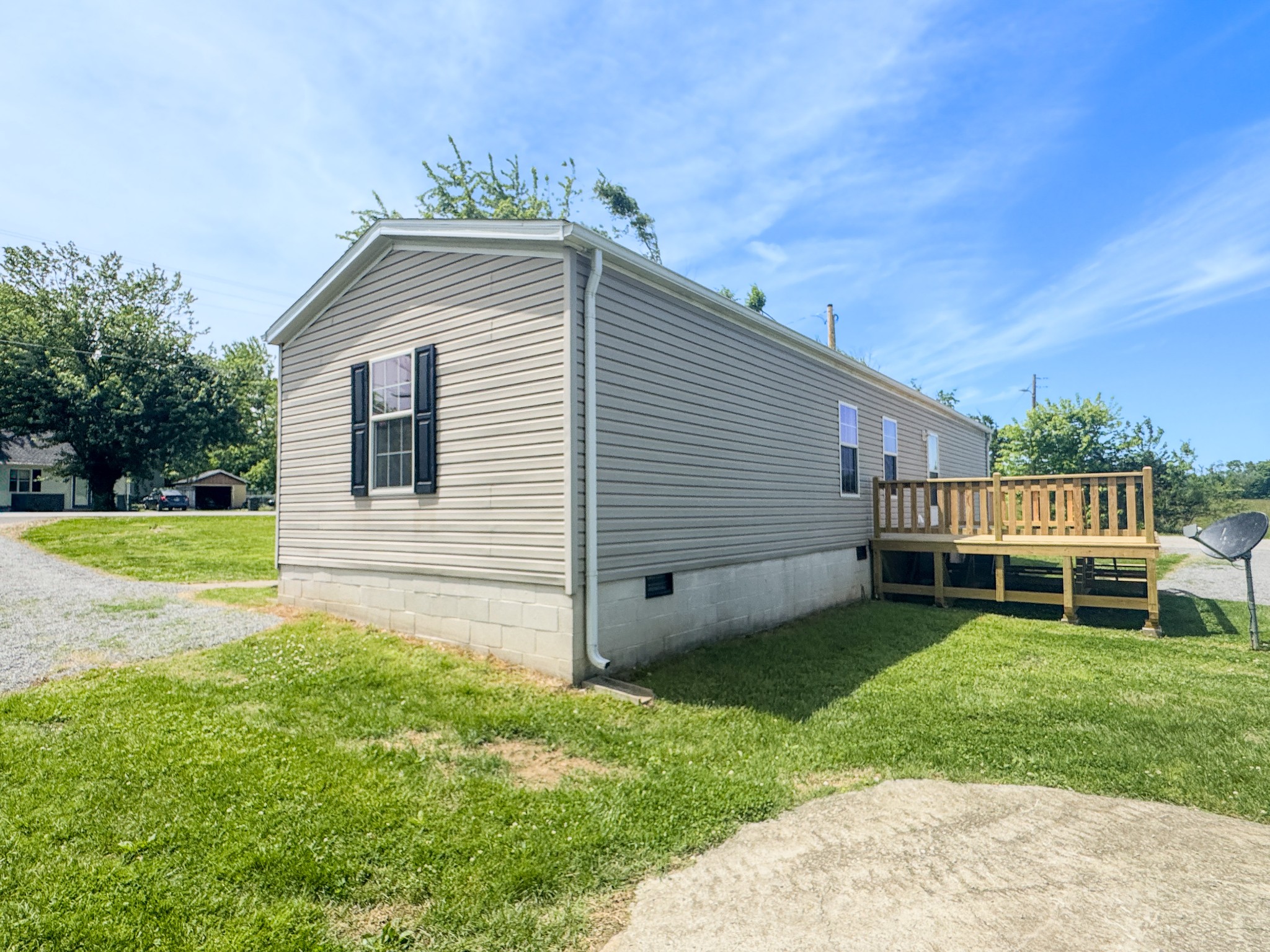 500 Akersville Rd