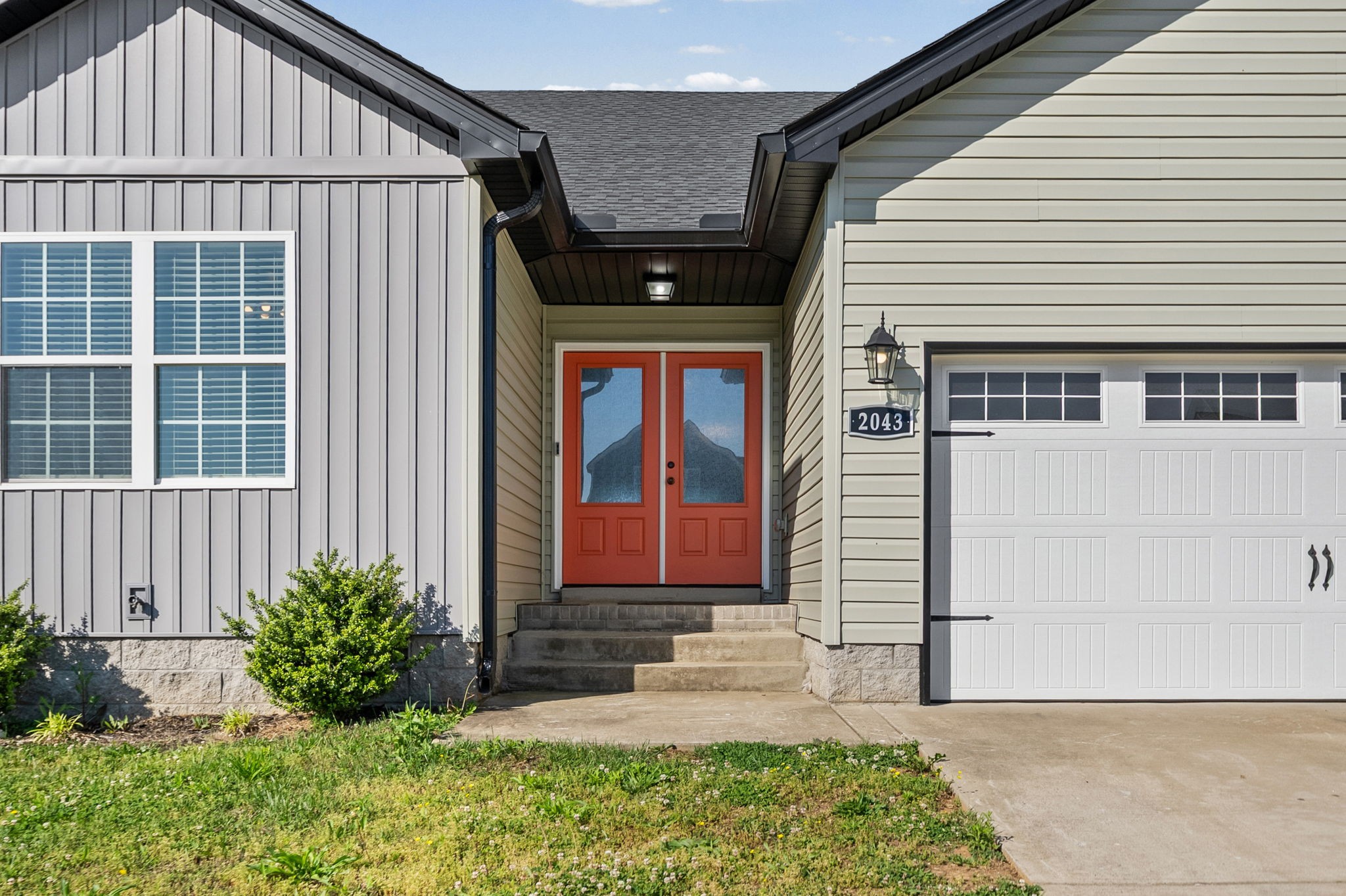 2043 Jackie Lorraine Dr