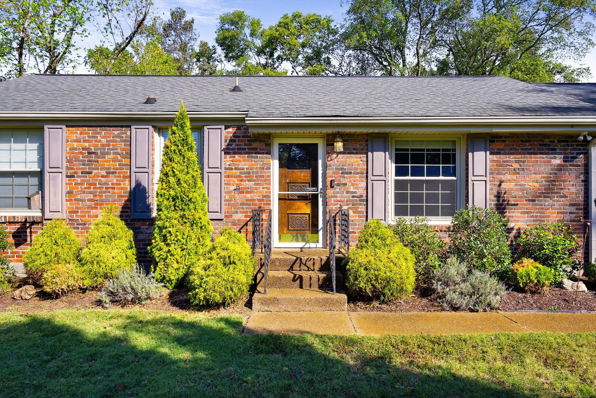 502 Landon Dr