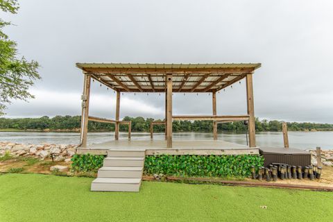 715 Prairie Land Drive Savannah TN 38372