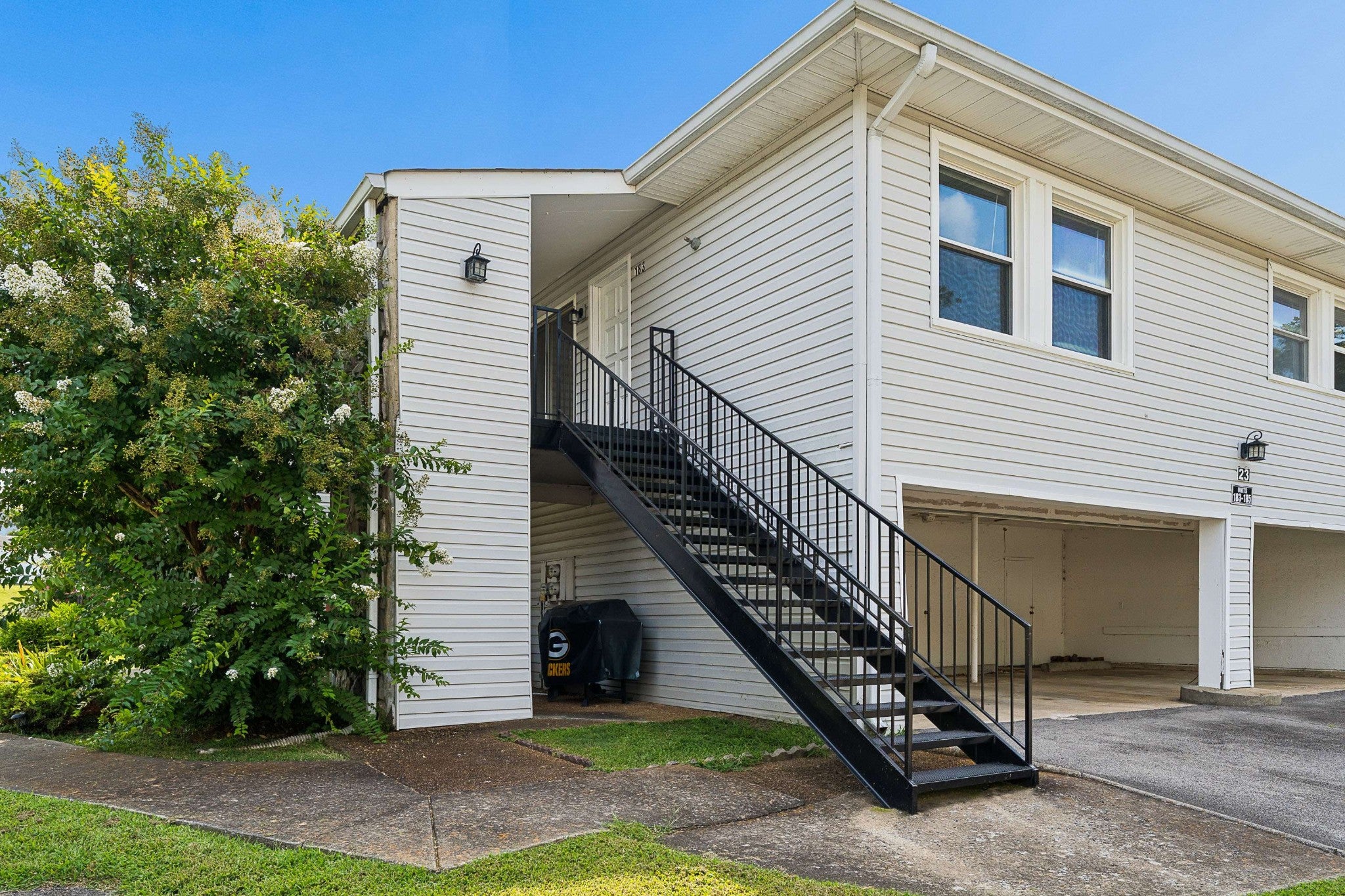 810 Bellevue Rd 183