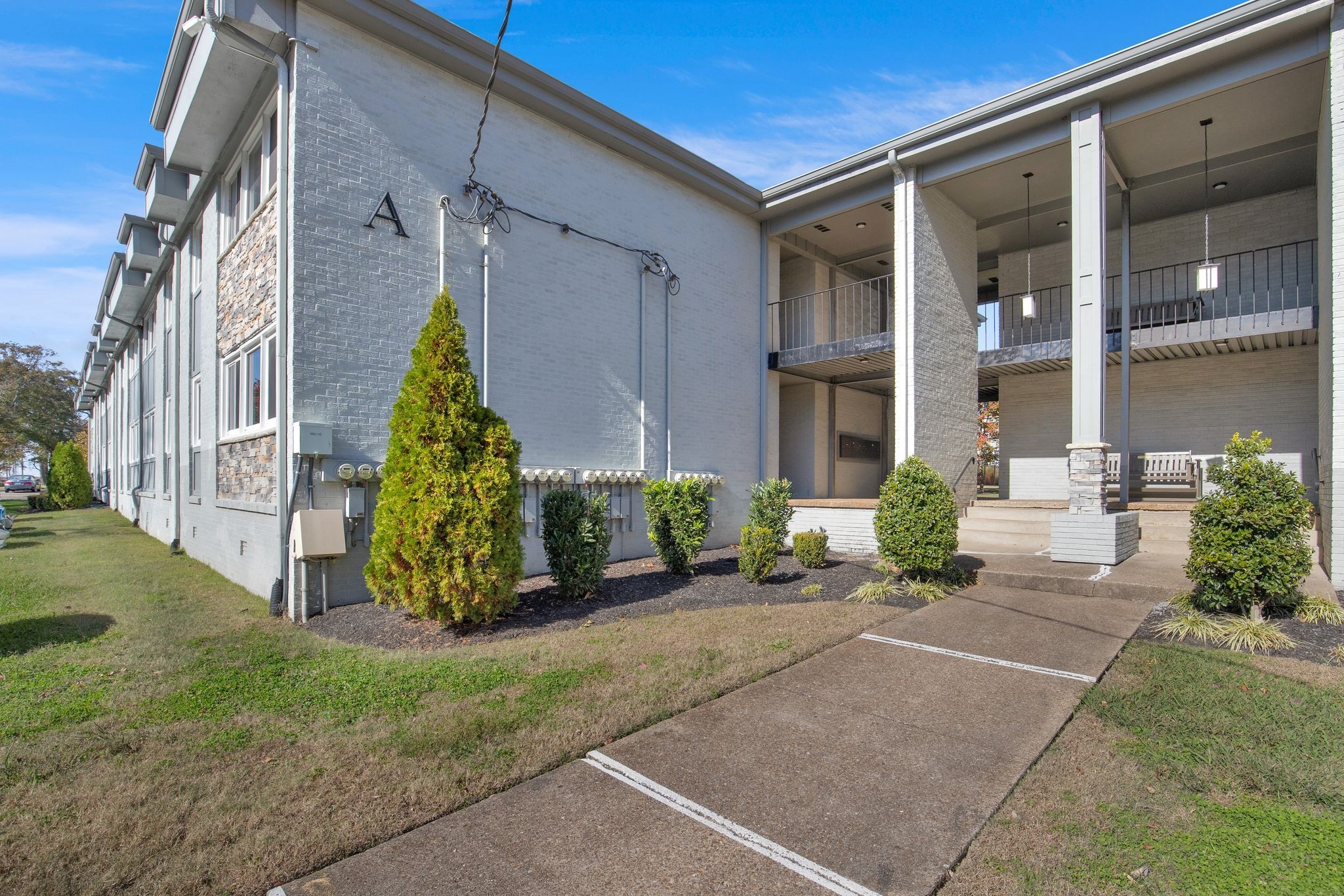 1900 Richard Jones Rd A210