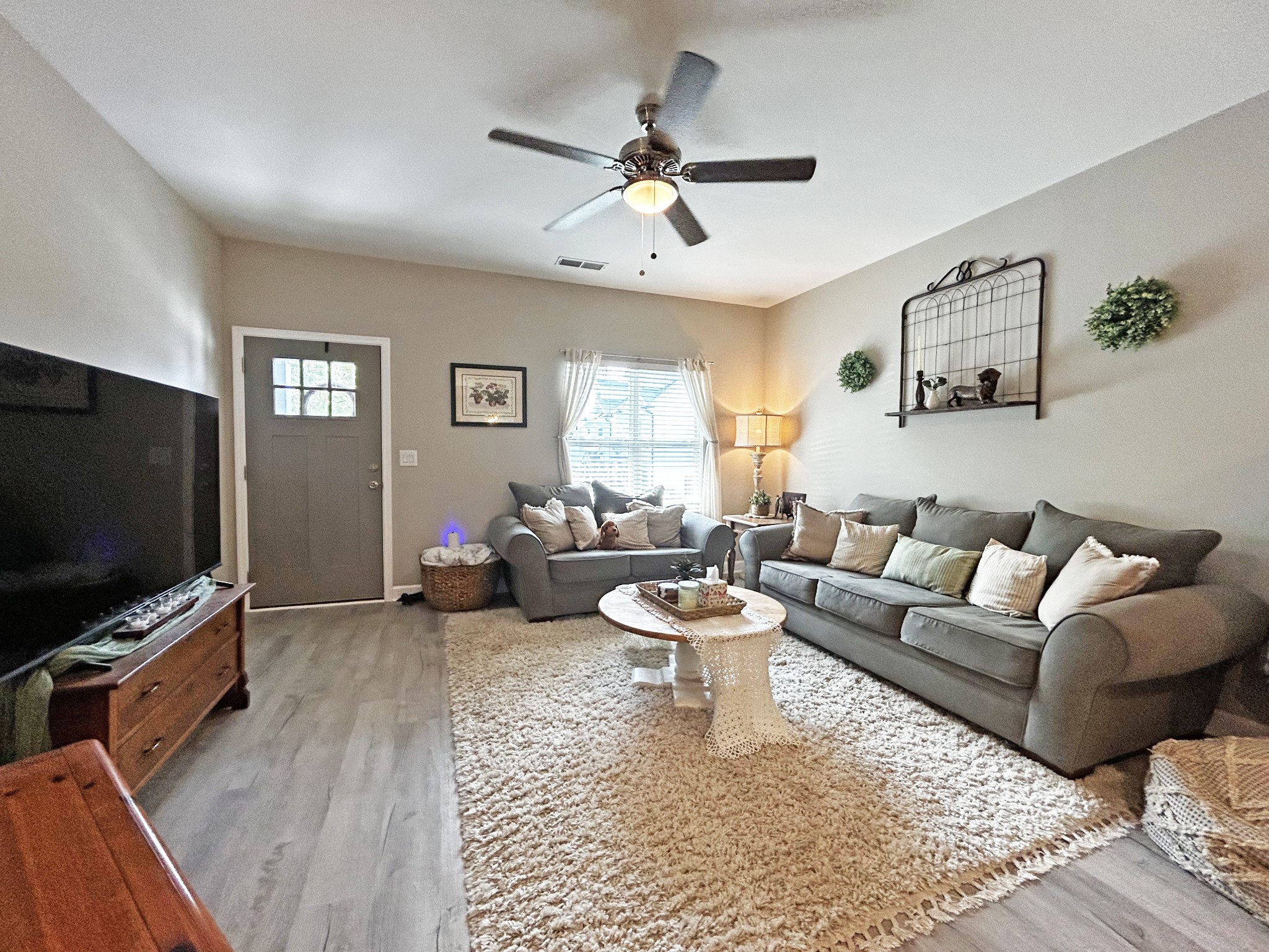 507 Highland Ct A16