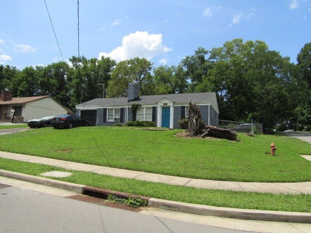 2717 Hartford Dr