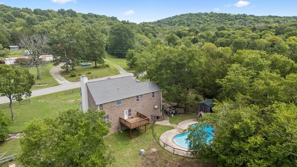 2258 EASTOVER RD, LEBANON, TN 37090 - Image e4e33c246cfde5d571356bd8a8390548/1563109666