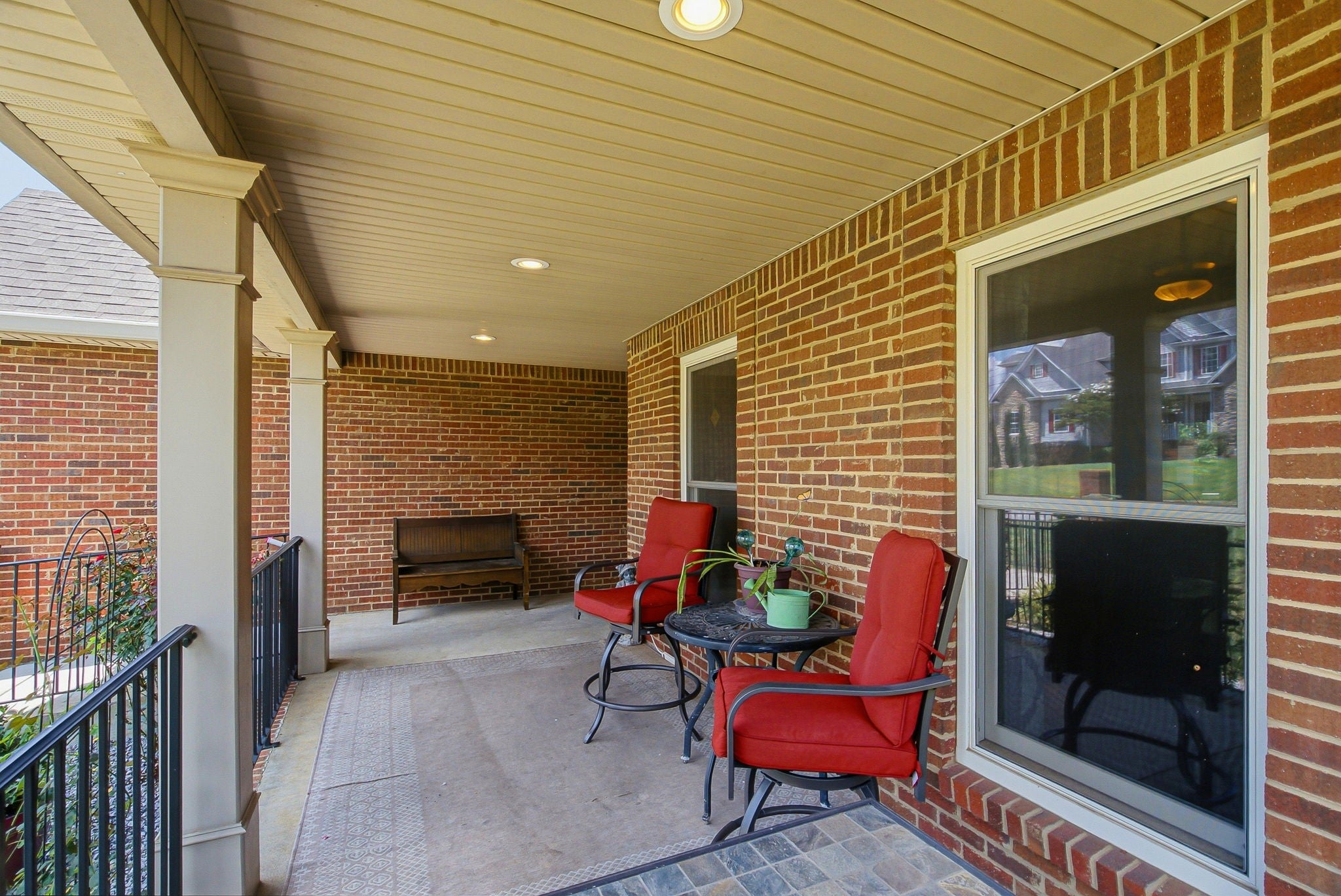 204 Artesa Dr